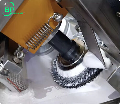 Machine d'emballage automatique de dos de cahier BPBB30L2F avec double alimentateur de couverture et fonctions de colle froide ou de colle chaude pour la reliure de cahiers de lycée