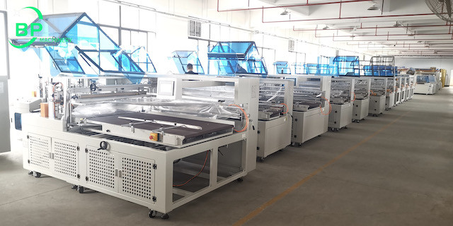  Machine thermique complètement automatique de haute qualité d'emballage en papier rétrécissable de film de la Chine